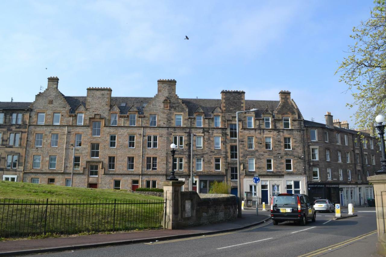 Beautiful Holyrood Park Apartment Edinburgh Exterior foto